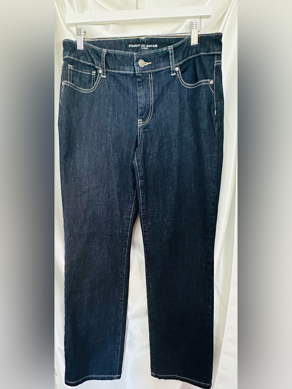 Chico’s Straight Leg Jeans Dark Wash Stretch 0.5 Short US 6 - Picture 2 of 7